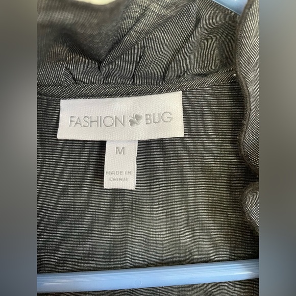 Charming Ruffle Dress - Picture 4 of 5